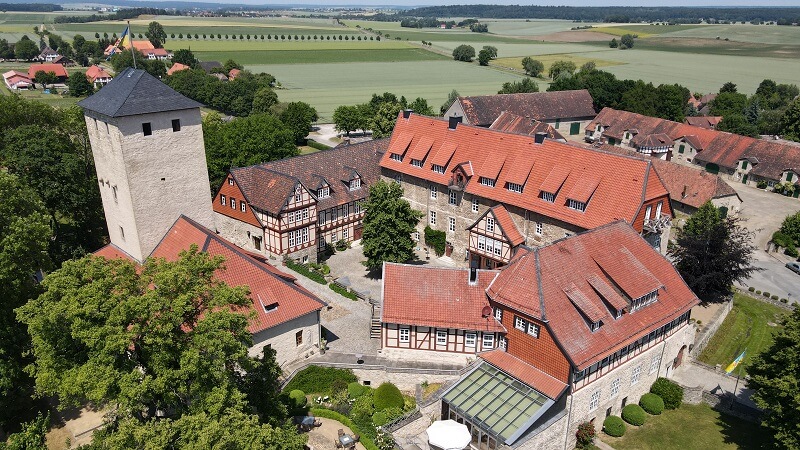 Luftaufnahme Burg Warberg